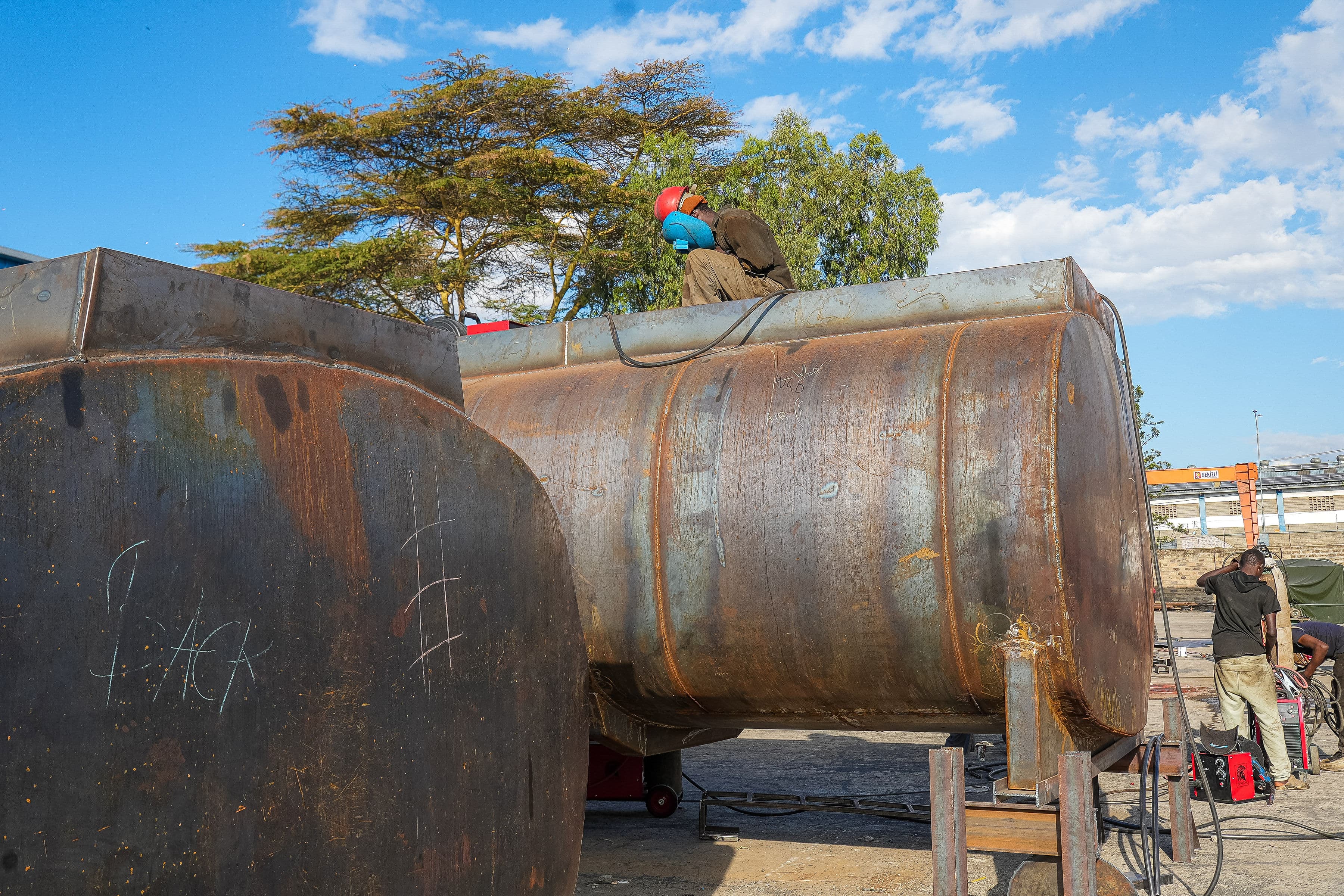 Custom trailer fabrication